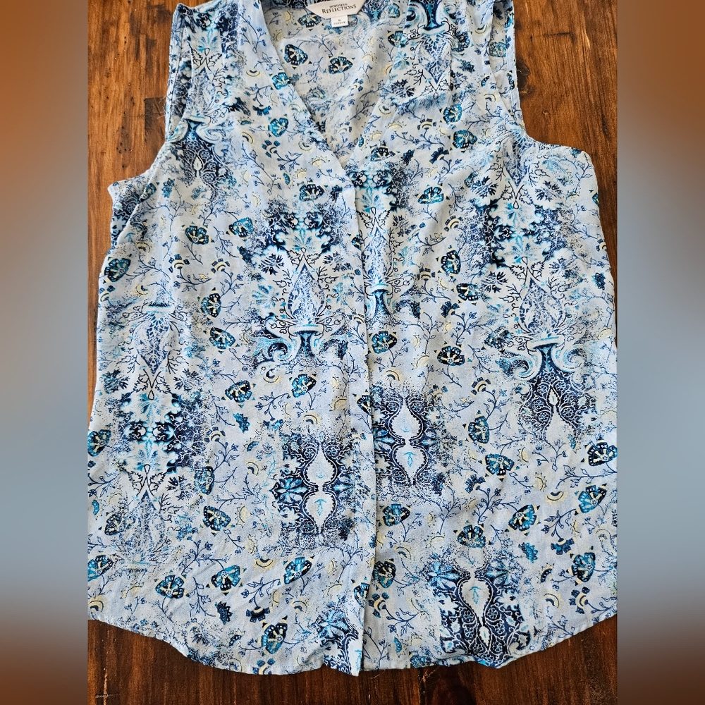 Northern Reflections Sleeveless Petite Blouse size small